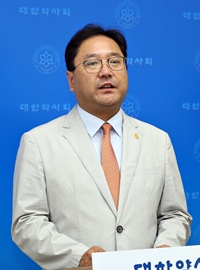 약사회, '원격의료' 전면 반대..."전문성 무시한 처사"