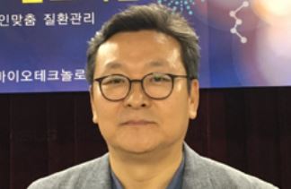 "약사가 AI를 이기려면, 환자 맞춤형 상담이 정답"