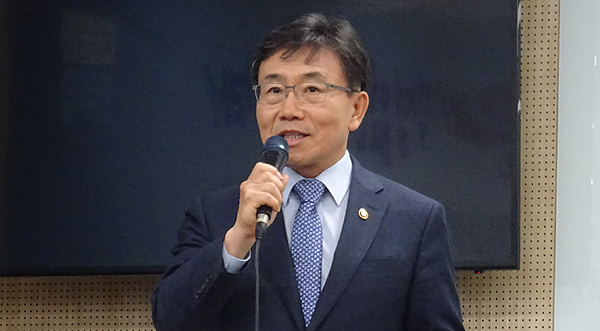 권덕철 진흥원장 "보건산업 혁신성장에 역량 집중할 것"