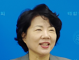 "FIP에서 만난 북한약사들, 우리말 통하니 편해지더라"