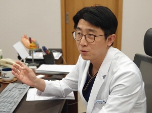 "늘어나는 대장암, 내시경 통한 빠른 진단이 해답"