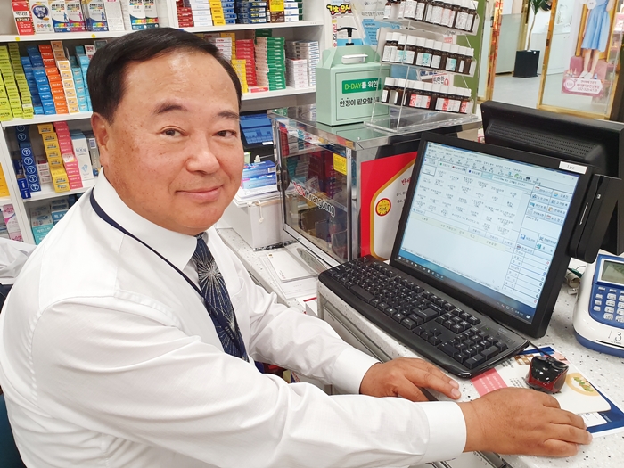 "약국경영은 재고관리가 핵심, 똑똑한 POS는 다르죠"