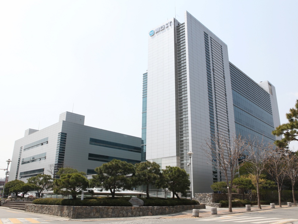 동아ST, 신약 파트너 나스닥상장 임박...개발 청신호
