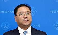 약-정, 연수교육 강화+전문평가 자율징계권 논의