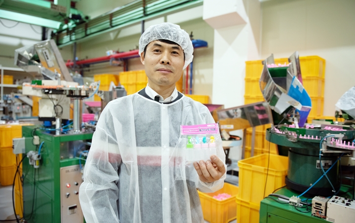 "분진없는 클린제조, 아이 투약병인데 안전해야죠"