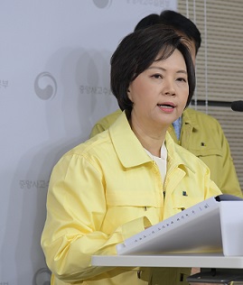 정부, 마스크·손소독제 판매량 신고 위반시 강력단속