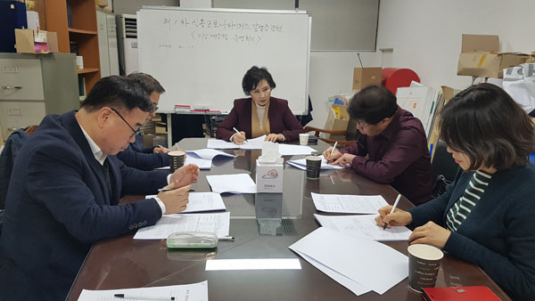 "마스크 유통 정상화돼야"…서울시약 센터 가동