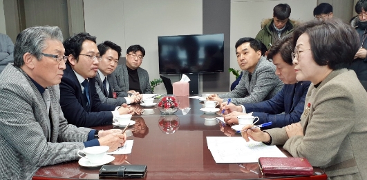 "요양기관 코로나 급여액, 청구 7일내 지급 정부건의"