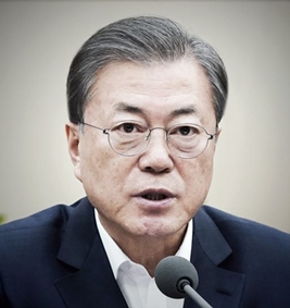 문 대통령, 코로나경보 '심각' 격상…"대구·청도 특별지역"