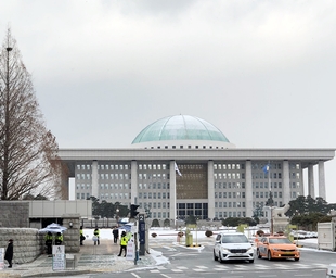 코로나 여야특위 출범…"정쟁말고 실효성 보여라"