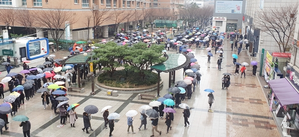 노마진 마스크 직접 구매해보니…"대기시간만 40분"