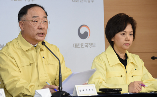 대통령 나서자 편의점 공적마스크 유통 '급부상'