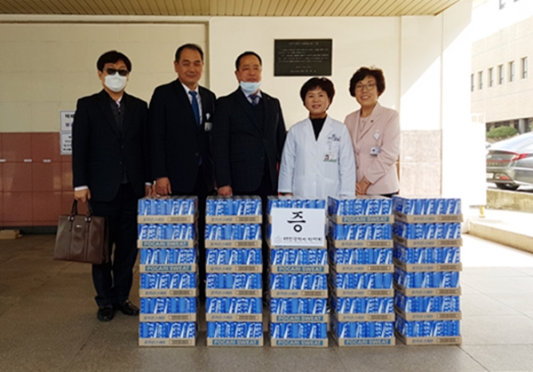 대전시약, 충남대병원 선별진료소에 음료수 기증