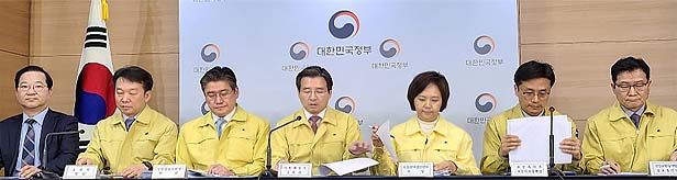 '주당 1인 2매, 5부제'…6일부터 약국 중복구매 확인