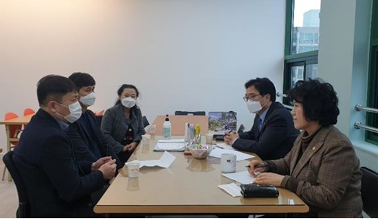 서울 노원구약, 우원식 의원과 마스크 공급대책 논의 