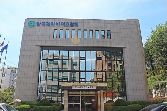"코로나 여파, 해외 제조소 실사 서류전환 시의적절"