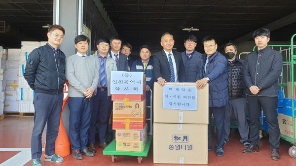 인천시약, 공적 마스크 협력 도매상 격려차 방문