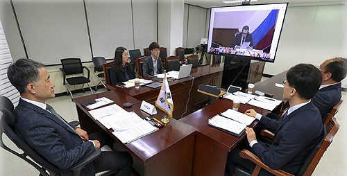 박 장관, G20 코로나 대응 논의…항생제·환자안전 등
