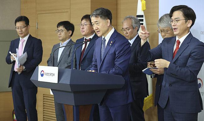 코로나 치료제·백신 R&D에 1천억 하반기 긴급지원