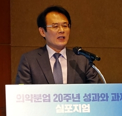 "분업 20년, 약제비 절감·대체조제 ·처방목록 공유 쟁점"