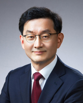 청와대 사회수석 교체…윤창열 국정운영실장 발탁