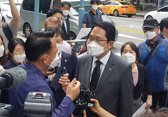 서울경찰청 찾아간 최대집 회장 "내가 감옥가겠다"