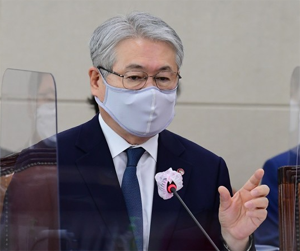 첩약급여…서정숙 "국민 임상" v 김용익 "건정심 통과"