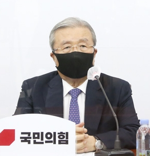 사망례 급증…김종인 "정부, 독감백신 전수조사해야"