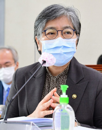 정은경 "독감예접 사망원인, 백신 독성·이상반응 아냐"