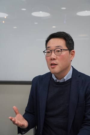 "데이터로 돈버는 시대...제약업계도 예외 아니죠"