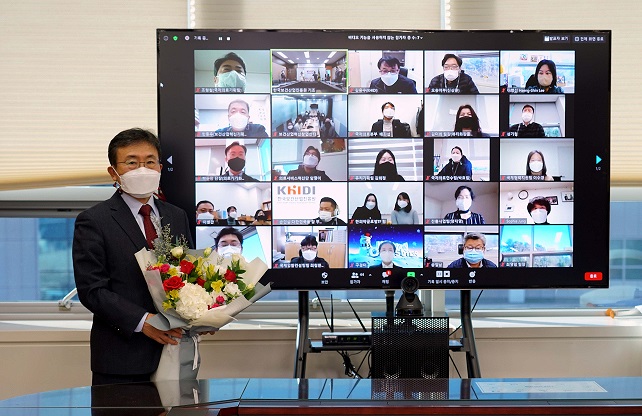 권덕철 진흥원장 16일 퇴임식…1년3개월 임기 종료