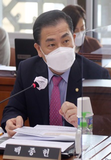공중보건 위기대응 특별법, 국회 본회의 통과