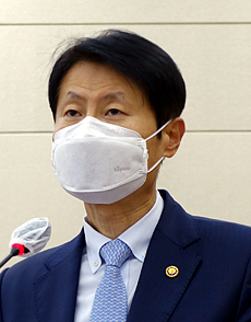 김강립 "공동생동·임상, 이익 대비 약품난립 부작용 커"
