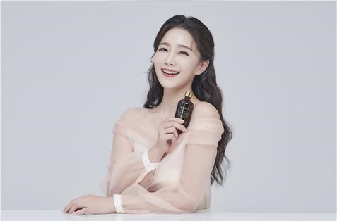 솔빛피앤에프, 코스메틱브랜드 모델에 김하영 발탁