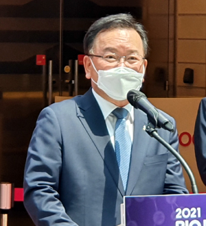 김부겸 총리 "한국, 세계적 바이오 허브로 육성 지원"
