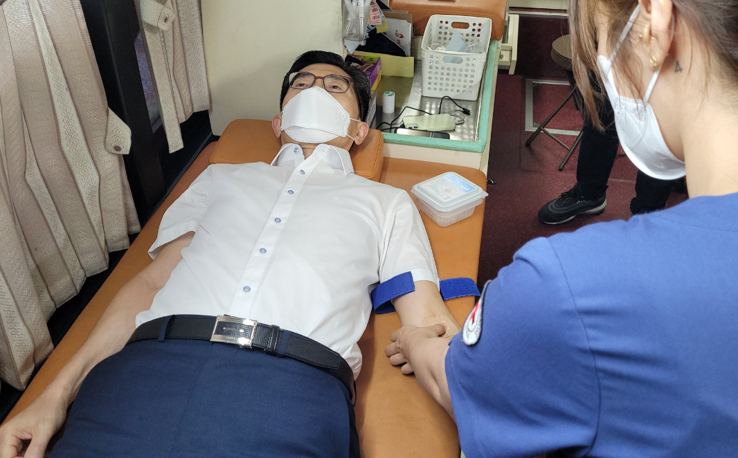혈액공급 비상등...의협, 헌혈캠페인 앞장