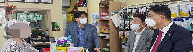 화상투약기 설치약국, 철거 결정…업체, 약사단체 고발