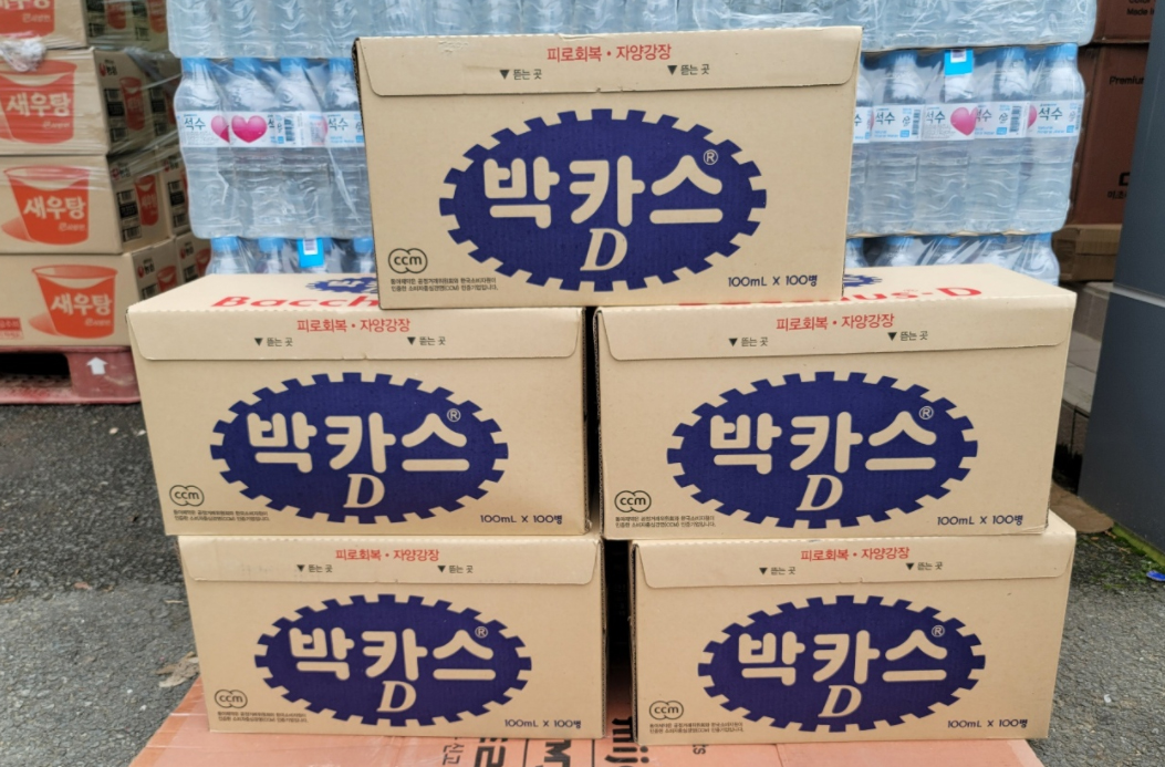 포항시약, 침수 피해 자원봉사자들에 박카스 후원