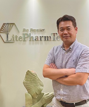 "안과시장 집중·IPO 추진"...라이트팜텍의 생존 전략