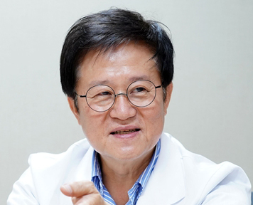 기능적 완치 위한 만성 골수성 백혈병 약제 선택은