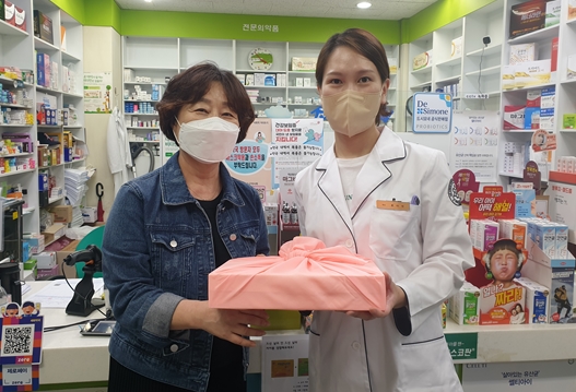 서초구약, 회원약국에 추석맞이 송편 전달 