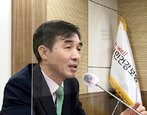 "문재인케어 4년…비급여 통제 기전 여전히 부족"