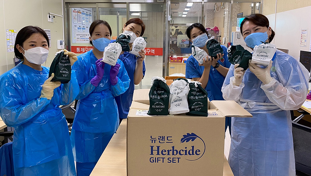 "코로나 극복, 간호사 응원합니다"...물품 후원 이어져