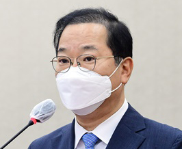 국감장 나타난 김대업 "배달앱, 약 오남용에 공공성 훼손"