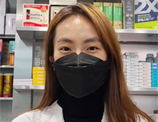 "매일 아침 브라우니 굽는 약사언니로 통하죠"