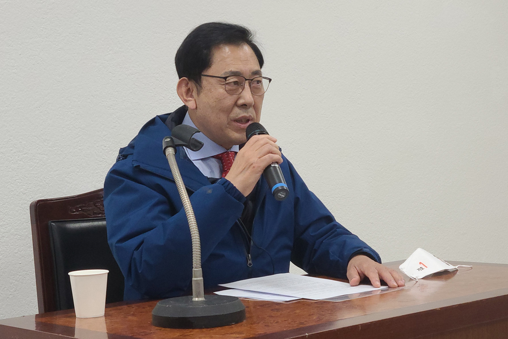 최광훈, 선거 막판 '재택치료 약 배달' 집중 공략