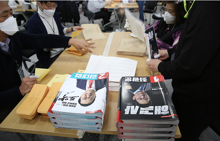 "절반이상 투표 안했다"...최-김, 전화유세 총력전
