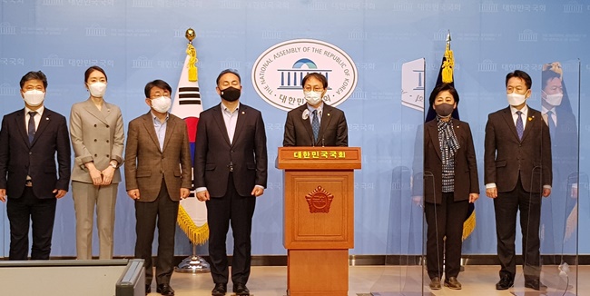 약가인하 환수법 제동, 뿔난 여당…"법사위 심사하라"