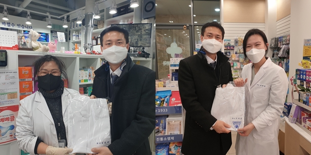 민필기 광명시약사회장, 신규 약국 방문하며 회무 시작 
