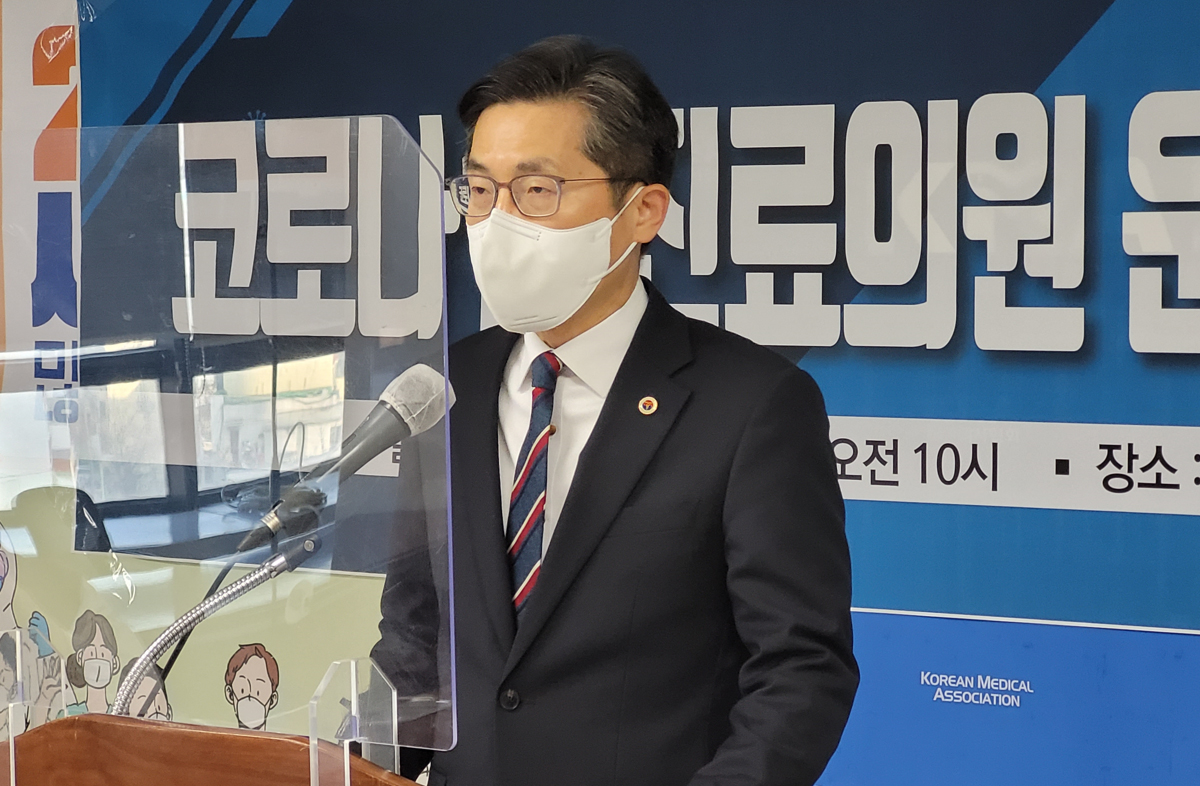 동네의원, 코로나 진료 임박...양성이면 치료제도 처방